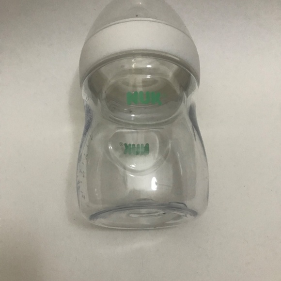 Nuk Bottle 5.Oz with Nipple New without Box - Picture 2 of 9